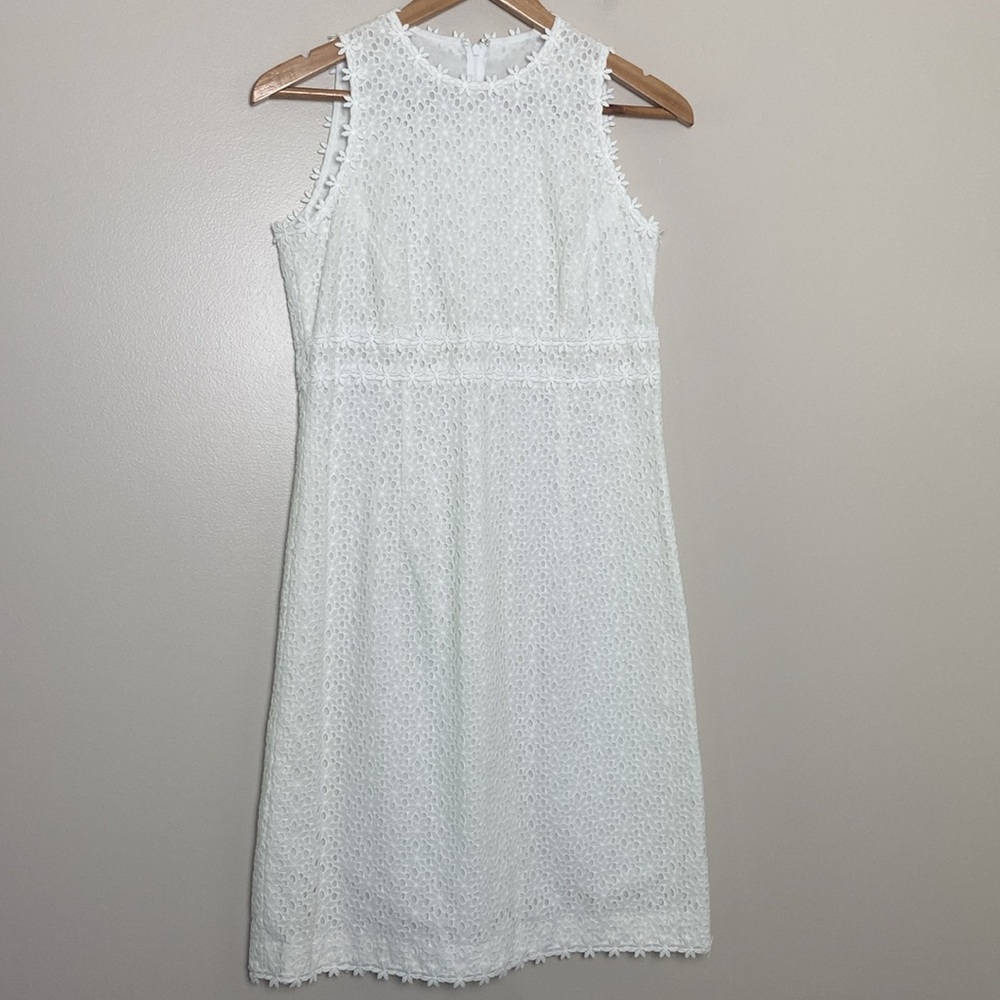 Sara Campbell Eyelet Dress Sleeveless White Floral Trim Size 6